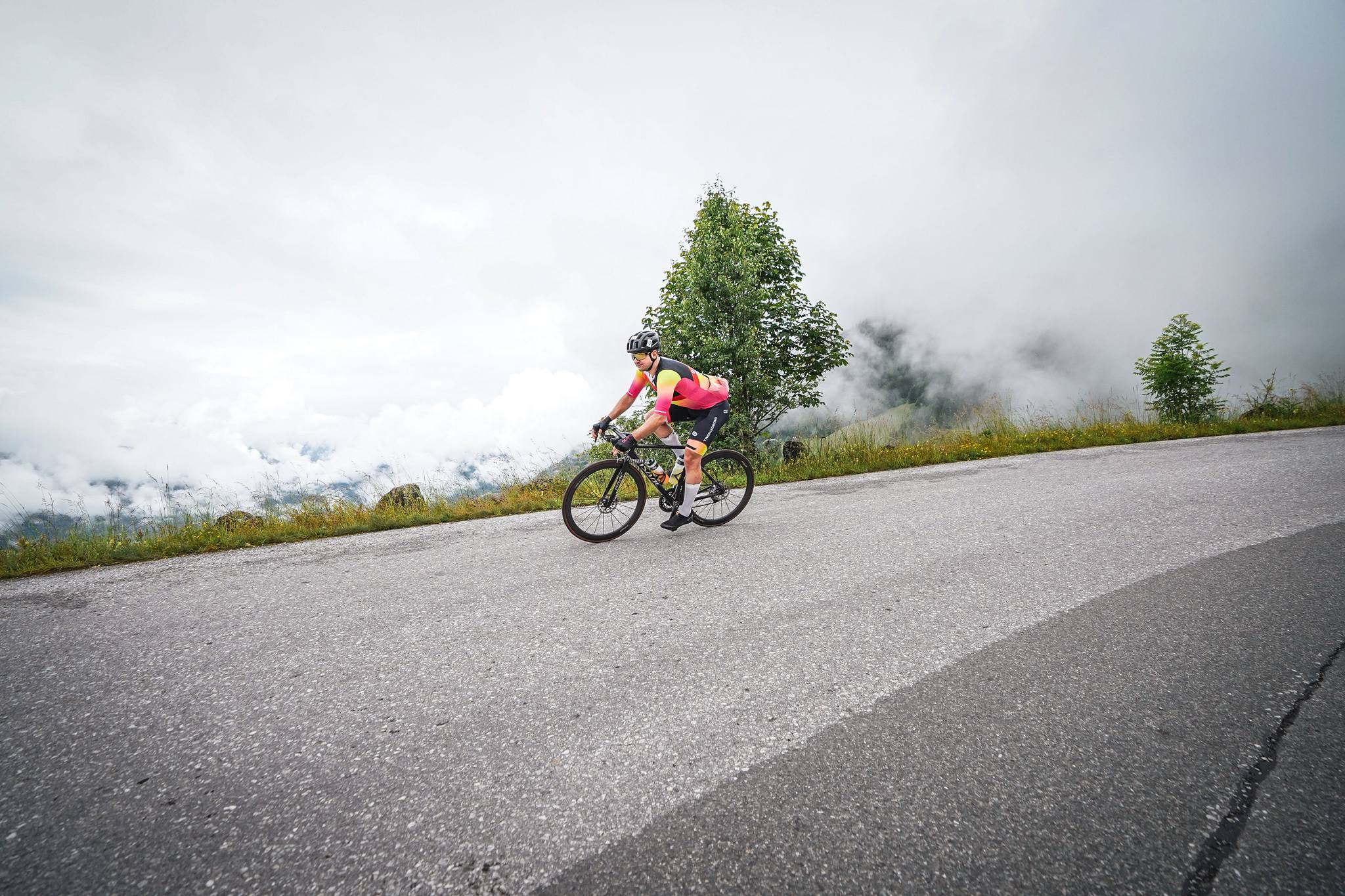 Karol Woltemar na bicykli
