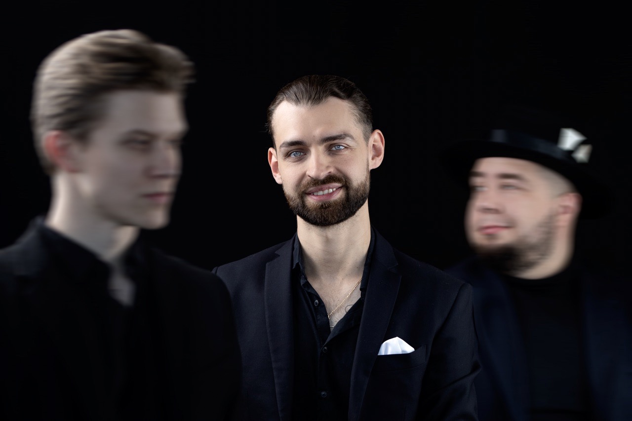 Piotr Denisiuk – iluzjonista z duszą artysty i sercem innowatora Piotr Denisiuk – iluzjonista z duszą artysty i sercem innowatora